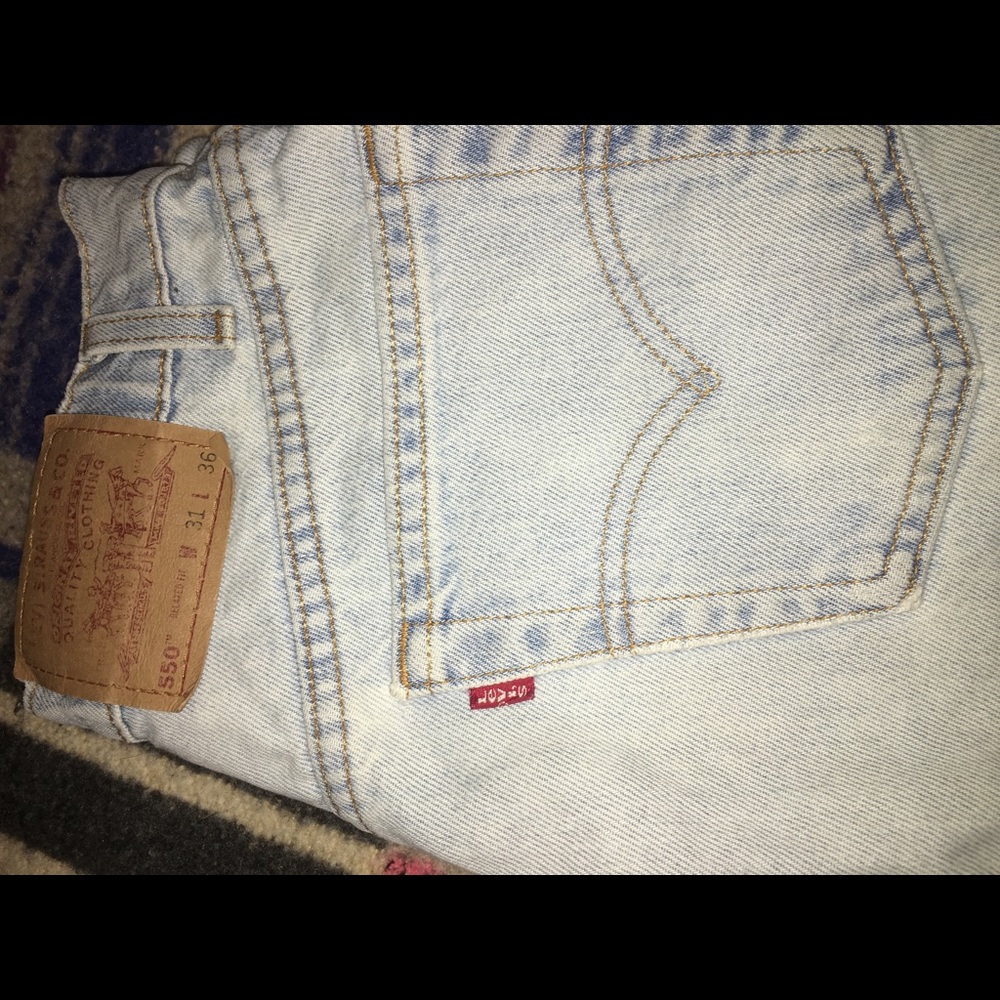 LEVI’S Vintage shorts - Picture 3 of 3